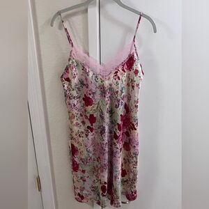 Gilligan & O'Malley Floral Cream and Pink Dress